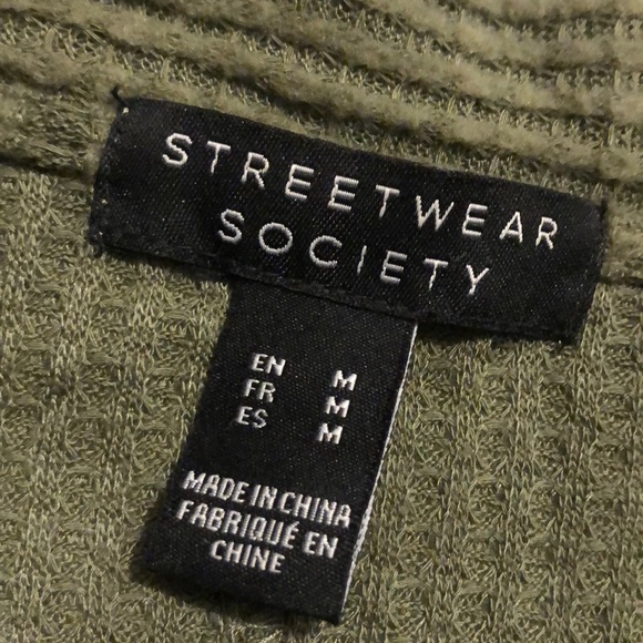 Not my style anymore - Picture 2 of 2